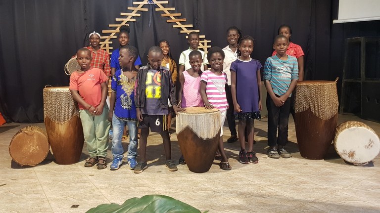 Espectacle solidari: We love Uganda