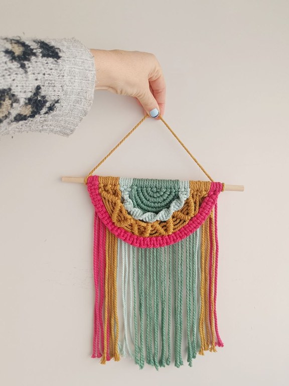 Taller: Macramé de colors