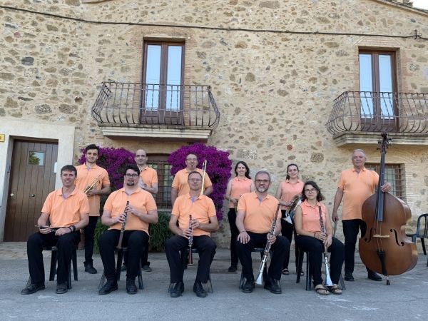 Sardanes amb la Cobla Foment del Montgri