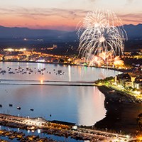 Dia del Turista: Espectacle de focs artificials