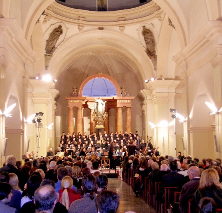 FESTA MAJOR - Missa solemne de Festa Major i cercavila