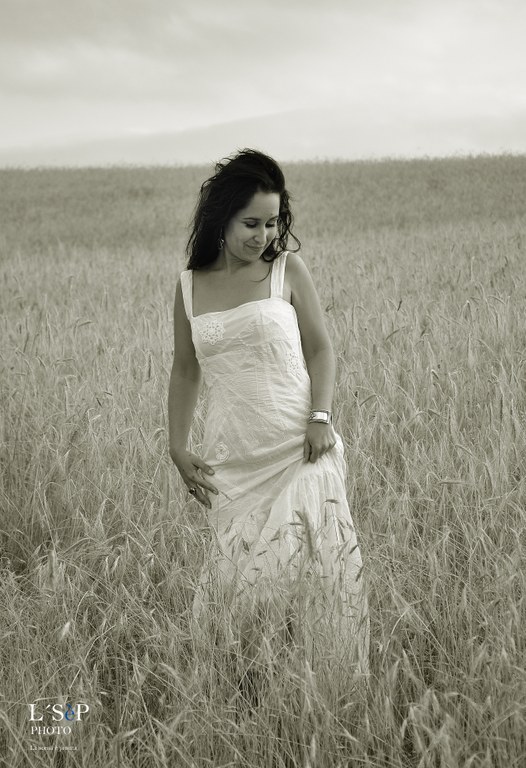 Música: Indira Ferrer-Morató, Soprano.