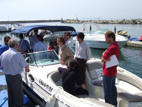 Representants del Ministeri, a punt per fer la delimitació