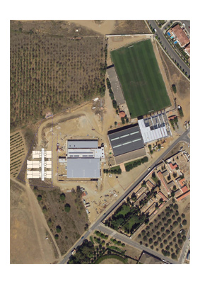 Els mòduls s'ubicaran en un dels laterals de la pisicina coberta