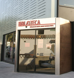 façana biblioteca