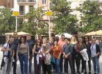 14 comerciants de Roses participen en una visita comercial guiada a Barcelona