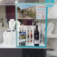 15 comerços de Roses participen en la campanya L’Empordà als aparadors que s’inicia avui