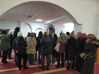 Alumnes de l’Oficina de Català visiten la mesquita de Roses dins el programa Diversitat i interculturalitat: cultures, religions i identitats