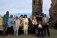 Cinc empresàries referents del turisme, el comerç i la gastronomia a Roses reben el premi Arjau
