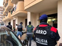 Cop Contra el “TOP MANTA” a Roses 