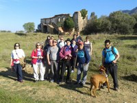 Els alumnes de català de Roses visiten la ruta dels olivars i la ruta dels masos i les carrerades