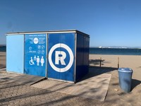 Es posen en marxa els serveis higiènics de les platges de Roses 