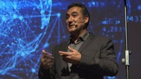 L’expert informàtic Bruno Pérez ofereix a Roses una xerrada sobre smartcities i vigilància digital