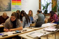 L’oferta educativa d’adults incorpora a Roses el curs per a l’examen de Graduat de Secundària