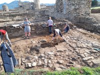 La nova campanya arqueològica a la Vila Medieval de Roses aporta dades sobre la Roses romana i tardoantiga
