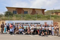 Nova visita de la gent gran de Roses a la Base Aèria del Pení per atendre l'alta demanda