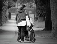 Obertes les subvencions per a microempreses, autònoms i treball domiciliari de cures 