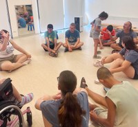 Pla Educatiu d’Entorn a l’estiu: classes de natació i activitats per als infants i joves de Tramuntanets 