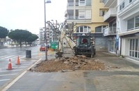 Remodelació d’un tram de vorera de la plaça Catalunya de Roses 