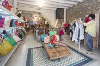 Roses vol activar el comerç fora de la temporada estival amb Sempre Roses, Comerç Tot l’Any