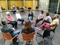 Taller de teatre en català dins el marc del programa Voluntariat per la llengua a Roses